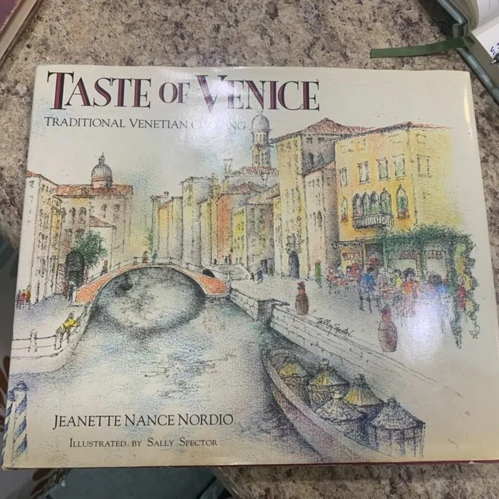 Taste of Venice: Traditional Venetian Cooking Hardcover – 25 April 1988